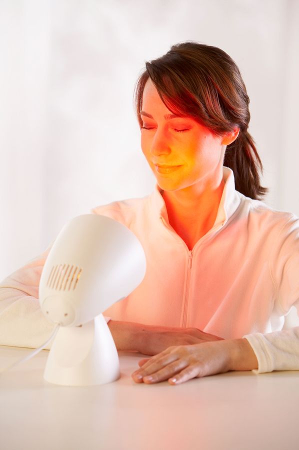 Apuls infrarød lampe - Beurer IL11 Beurer IL 21 infrarød lampe under brug